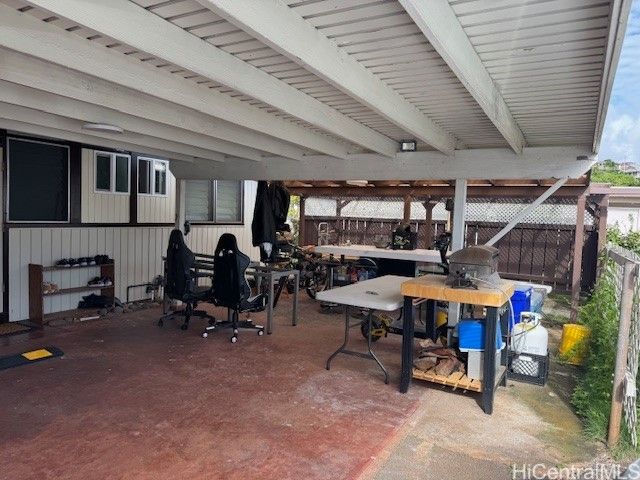 99-706 Kealaluina Drive, Aiea, HI 96701