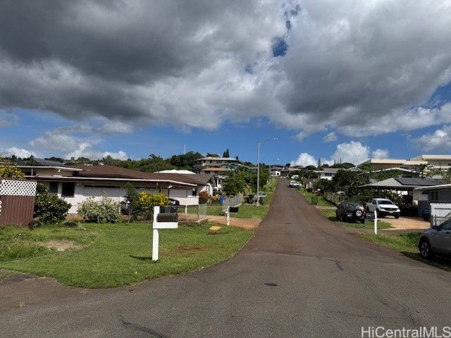 99-706 Kealaluina Drive, Aiea, HI 96701