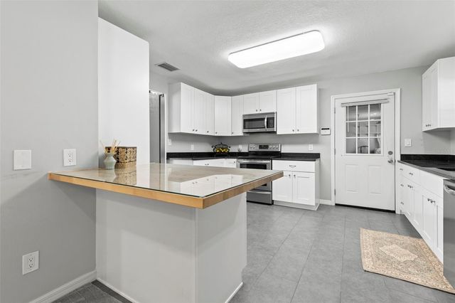 2391 66TH TERRACE S, St Petersburg, FL 33712