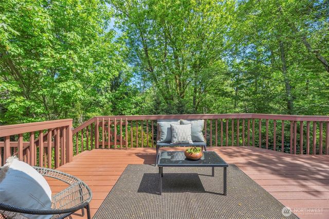 5513 104th Place SW, Mukilteo, WA 98275