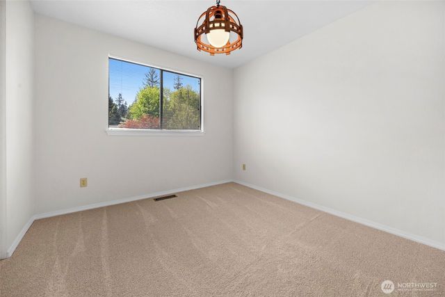5513 104th Place SW, Mukilteo, WA 98275