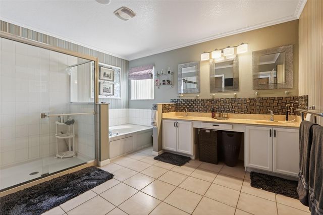 2418 HURON CIRCLE, Kissimmee, FL 34746