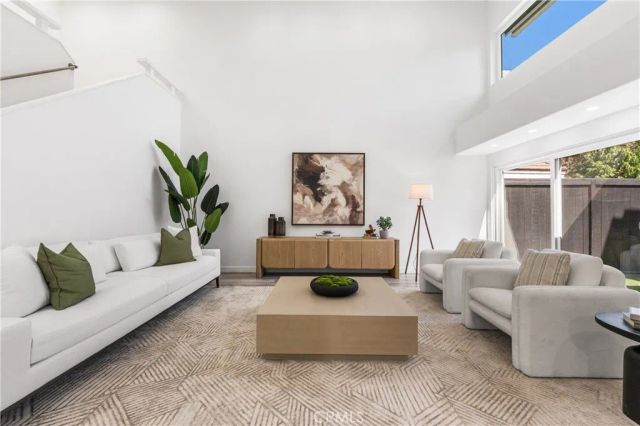 3480 Windsor Court, Costa Mesa, CA 92626