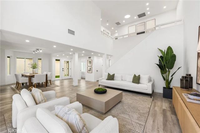3480 Windsor Court, Costa Mesa, CA 92626