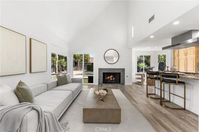 3480 Windsor Court, Costa Mesa, CA 92626
