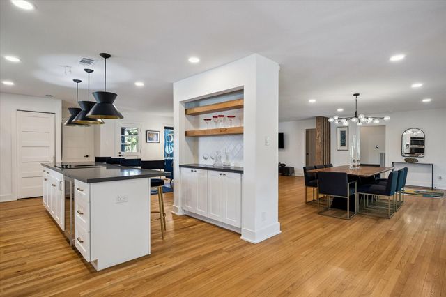 9103 Timberside Drive, Houston, TX 77025
