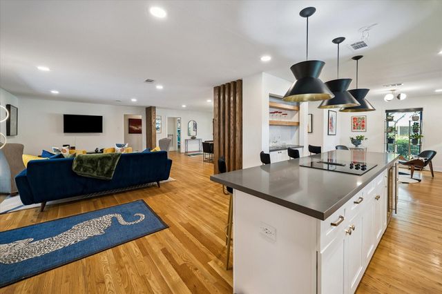 9103 Timberside Drive, Houston, TX 77025