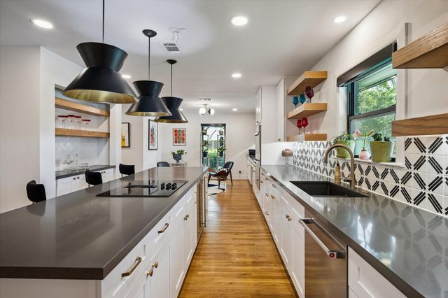 9103 Timberside Drive, Houston, TX 77025