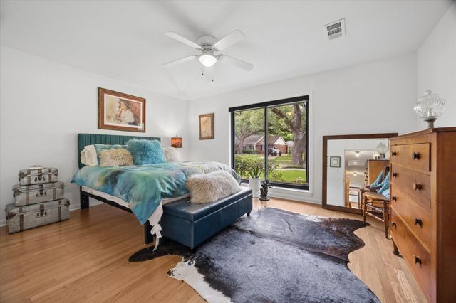 9103 Timberside Drive, Houston, TX 77025