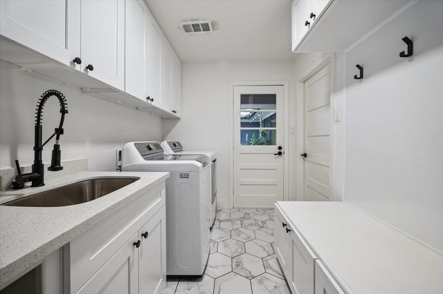 9103 Timberside Drive, Houston, TX 77025