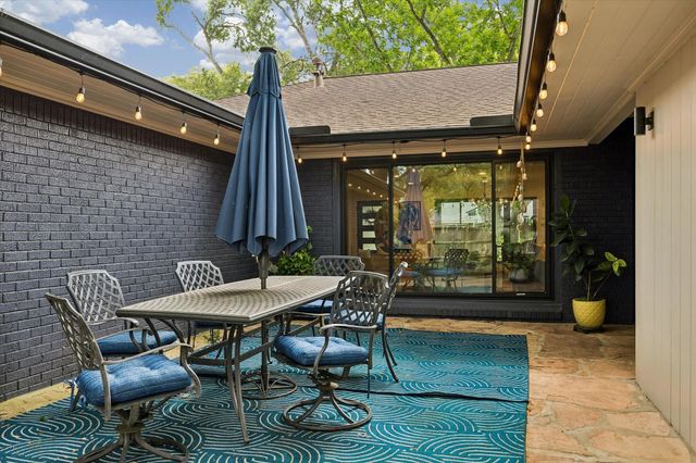 9103 Timberside Drive, Houston, TX 77025