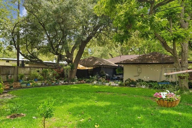 9103 Timberside Drive, Houston, TX 77025