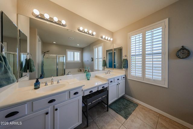 18253 W CINNABAR Avenue, Waddell, AZ 85355