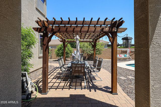 18253 W CINNABAR Avenue, Waddell, AZ 85355