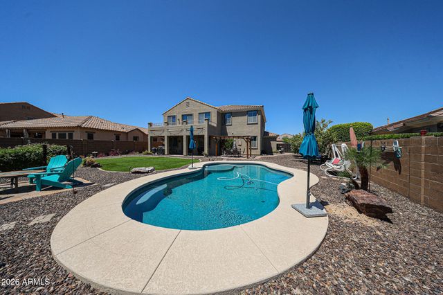 18253 W CINNABAR Avenue, Waddell, AZ 85355
