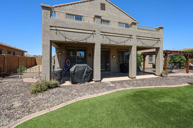 18253 W CINNABAR Avenue, Waddell, AZ 85355