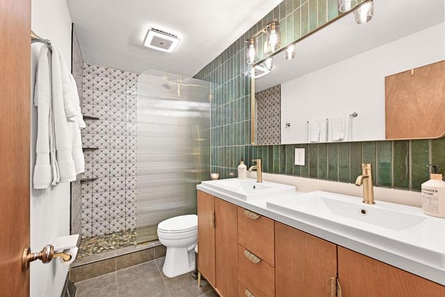 357 N Kendrick AVENUE, Burlington, WI 53105