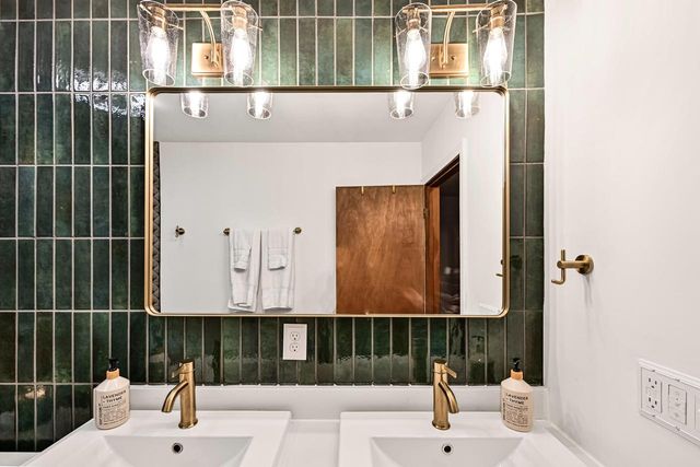 357 N Kendrick AVENUE, Burlington, WI 53105