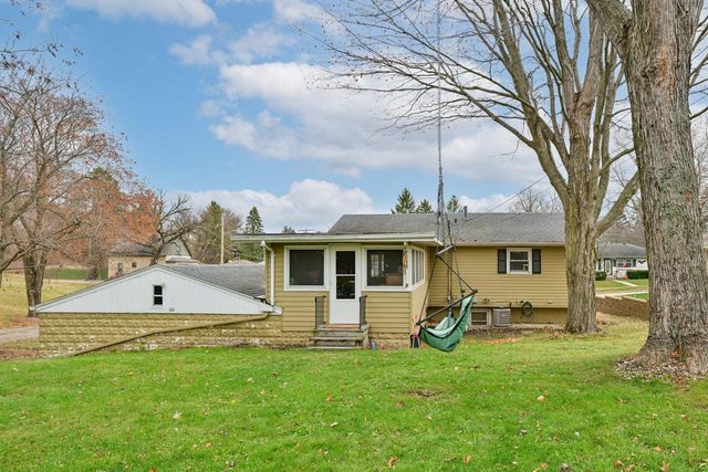 357 N Kendrick AVENUE, Burlington, WI 53105