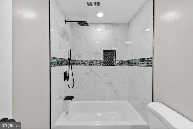 1338 SARGEANT ST, Baltimore, MD 21223