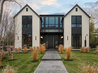 1106 Hohlfelder Road, Glencoe, IL 60022