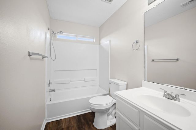 13003 Kingston Point Lane, Houston, TX 77047