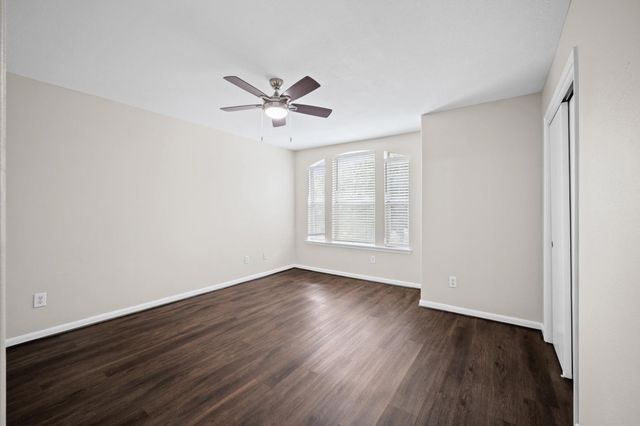 13003 Kingston Point Lane, Houston, TX 77047