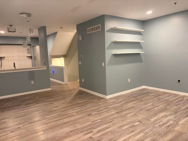 25582 Saint James, Southfield, MI 48075