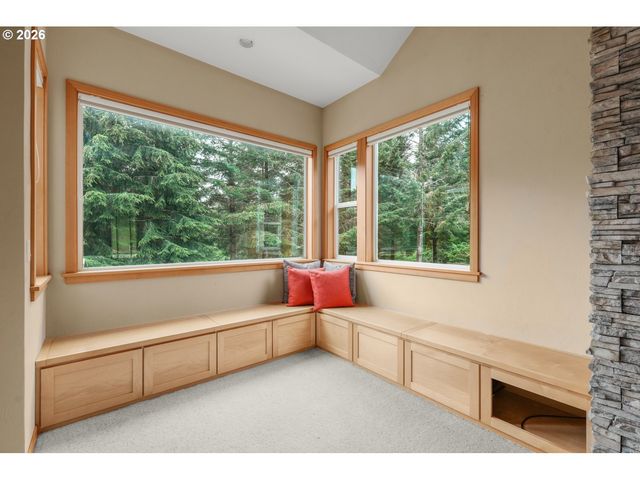 21626 GLAZE Rd, Veneta, OR 97487