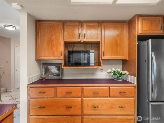 17649 SE 297th Place, Kent, WA 98042