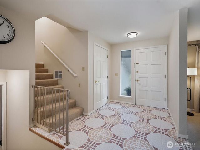 17649 SE 297th Place, Kent, WA 98042