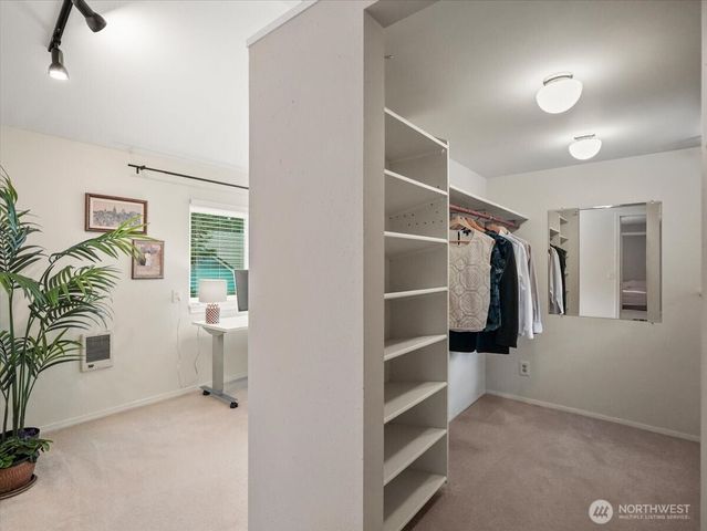 17649 SE 297th Place, Kent, WA 98042