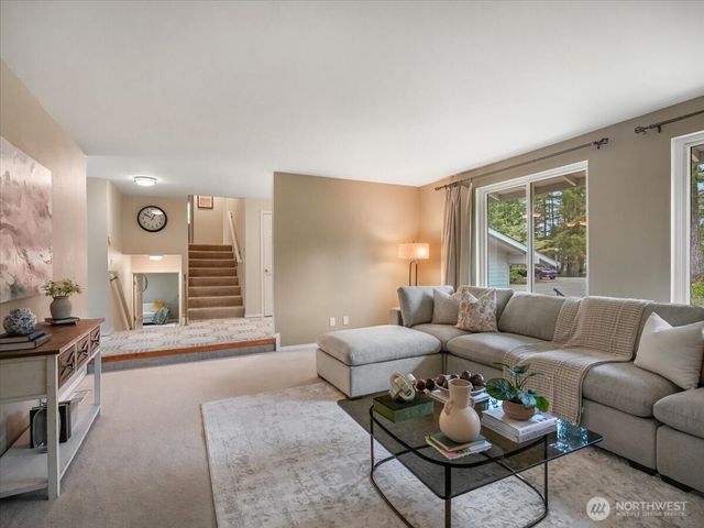 17649 SE 297th Place, Kent, WA 98042