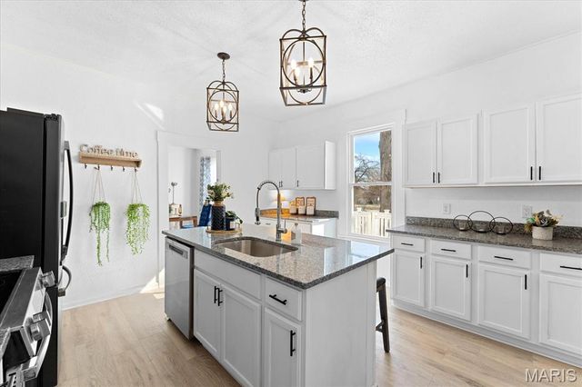 425 W Third Street, O'fallon, IL 62269