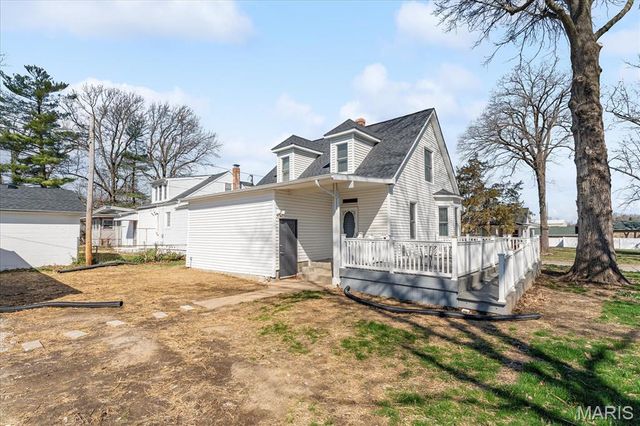 425 W Third Street, O'fallon, IL 62269