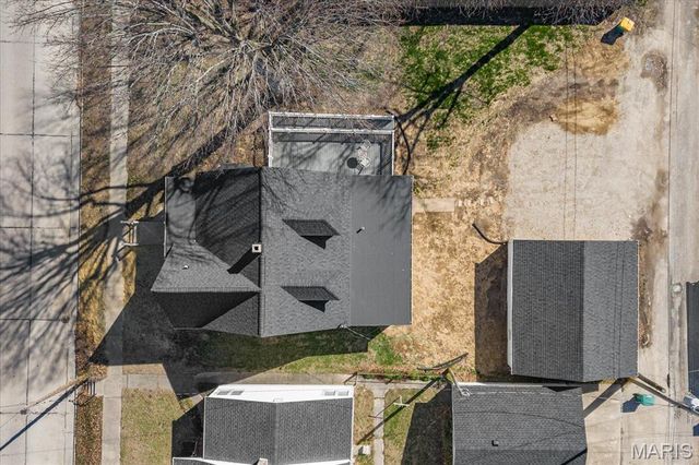 425 W Third Street, O'fallon, IL 62269