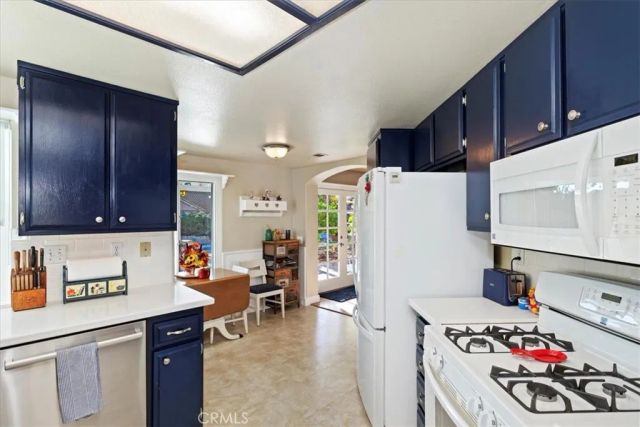 20637 Mesa Oak, Riverside, CA 92508