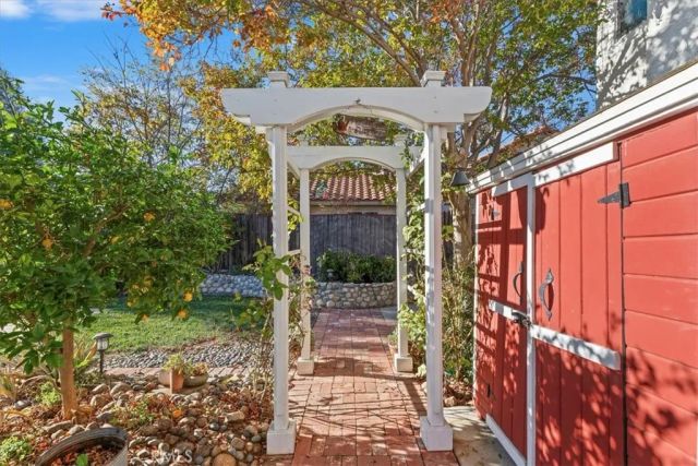 20637 Mesa Oak, Riverside, CA 92508