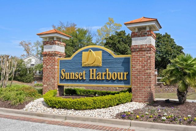 1608 Waterway Dr., North Myrtle Beach, SC 29582