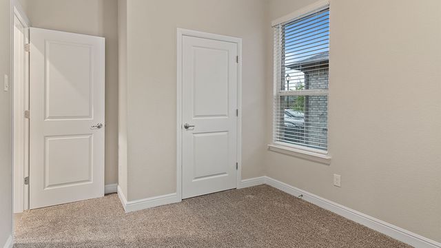 1926 JACKSON Street, Cleburne, TX 76033