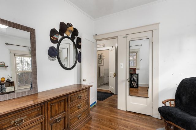 52 Devonshire Road, Pleasant Ridge, MI 48069