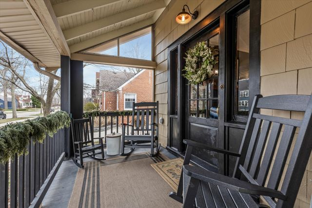 52 Devonshire Road, Pleasant Ridge, MI 48069