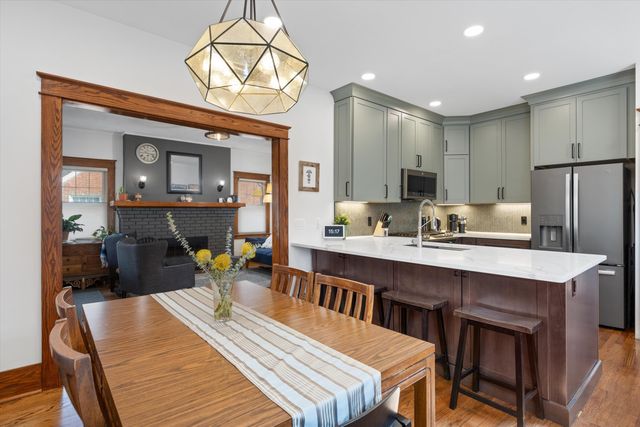 52 Devonshire Road, Pleasant Ridge, MI 48069