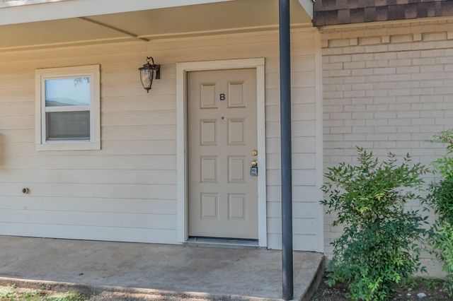 6616 Berke Place B, Fort Worth, TX 76116