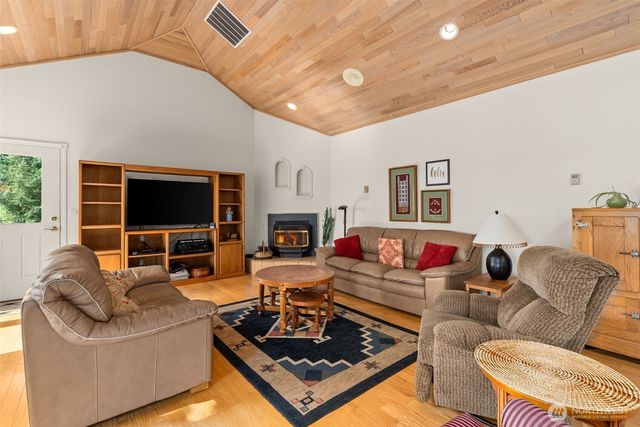 30 SE Dawnview Crest, Shelton, WA 98584
