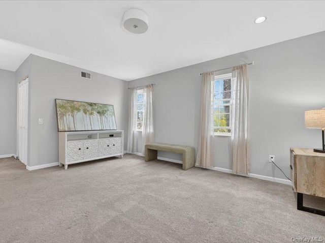 231 Carrollwood Drive, Tarrytown, NY 10591