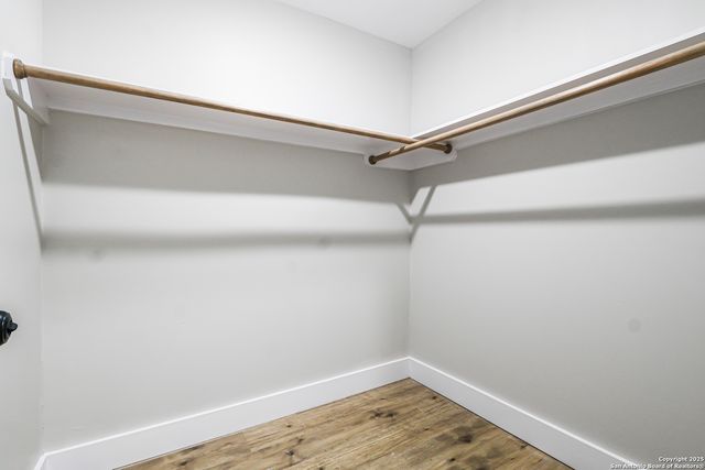 339 W Elsmere Pl, San Antonio, TX 78212