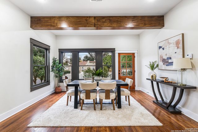 339 W Elsmere Pl, San Antonio, TX 78212