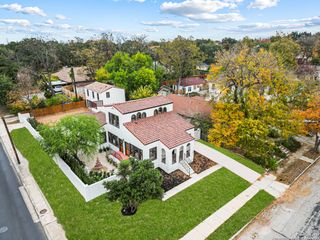 339 W Elsmere Pl, San Antonio, TX 78212