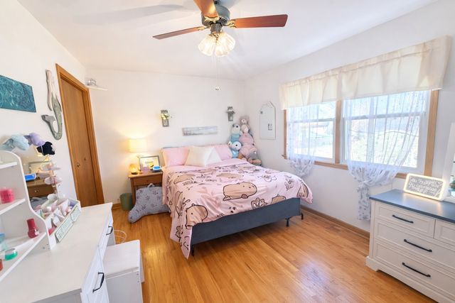 900 14TH Place, Camanche, IA 52730